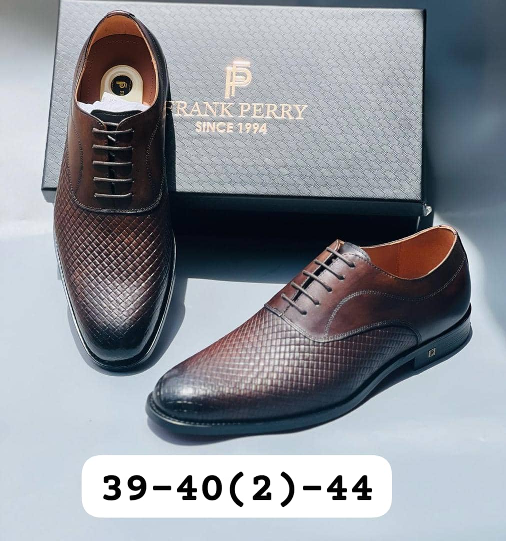 Scale design plaintop oxford shoe